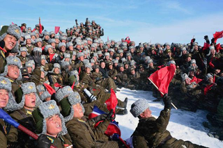 Illustration for article titled Kim Jong-un Photo Allegedly Photoshopped, South Korean News Reports